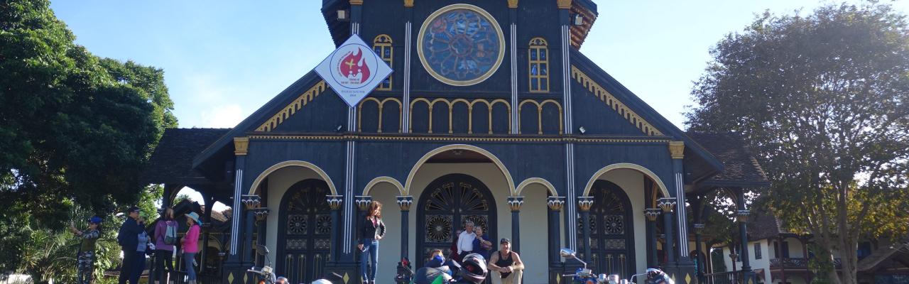 Nha Trang – Lak Lake – Ban Me Thuot – Kon Tum – Kham Duc – Hoi An